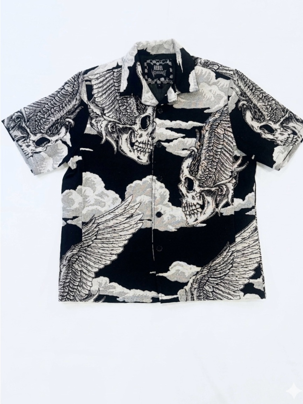 Rebel Vengeance Winged Skull Jacquard Tapestry Camp Shirt Size L NWT